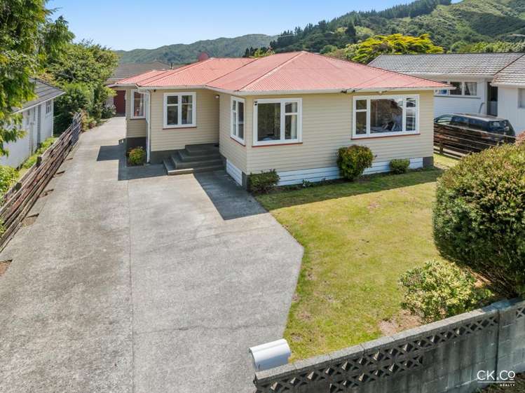 44 Russell Road Wainuiomata_21