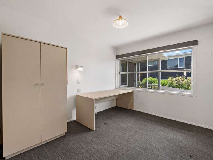 6 Yorkton Rise Mangere Bridge_13