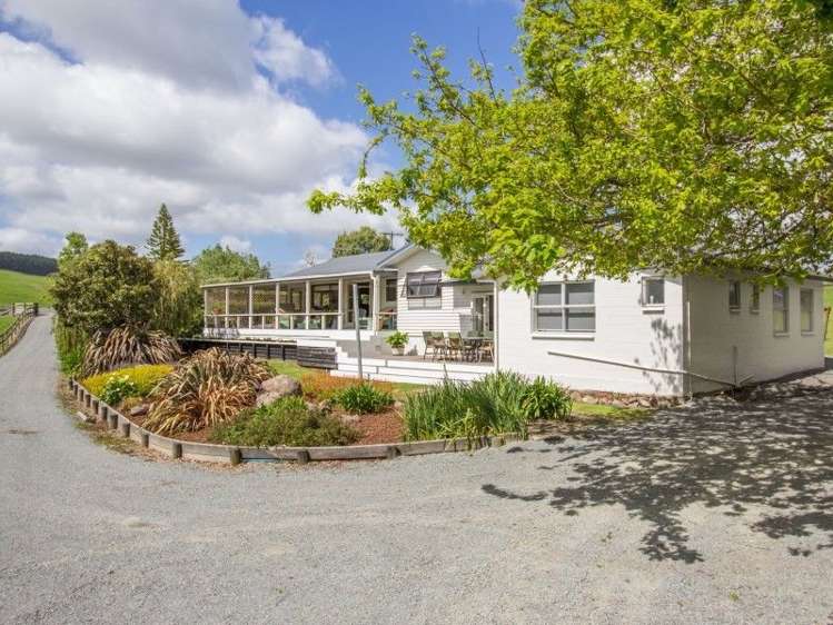 166 Maungakaramea Road Maungakaramea_5