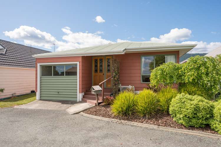 10 Birchwood Grove Richmond_13