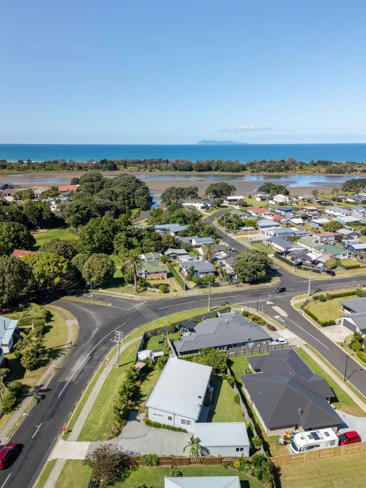 53 Athenree Road Athenree_21