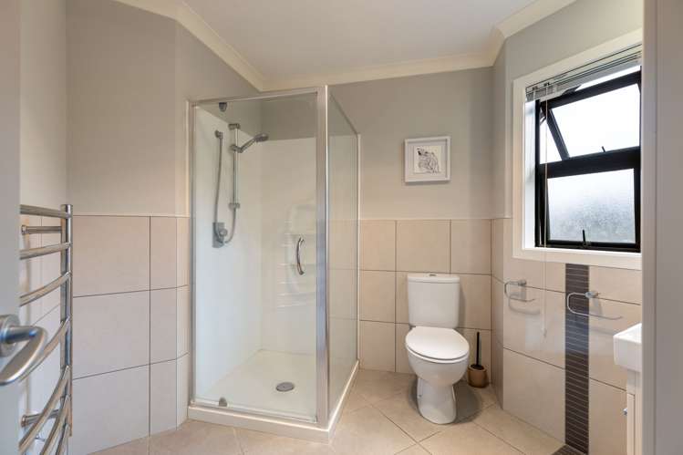 6 Trump Place Kelvin Grove_31