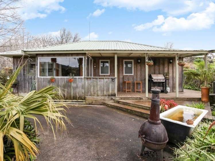 60 Kawakawa-Orere Road Kawakawa Bay_11