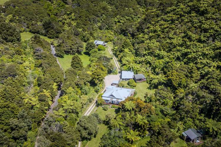 839 Collingwood-Puponga Main Road_1