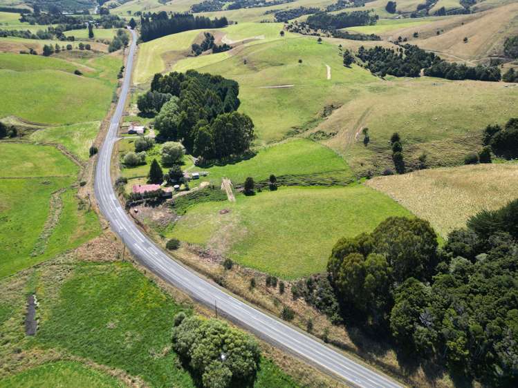 2697 Owaka Highway Catlins Surrounds_13