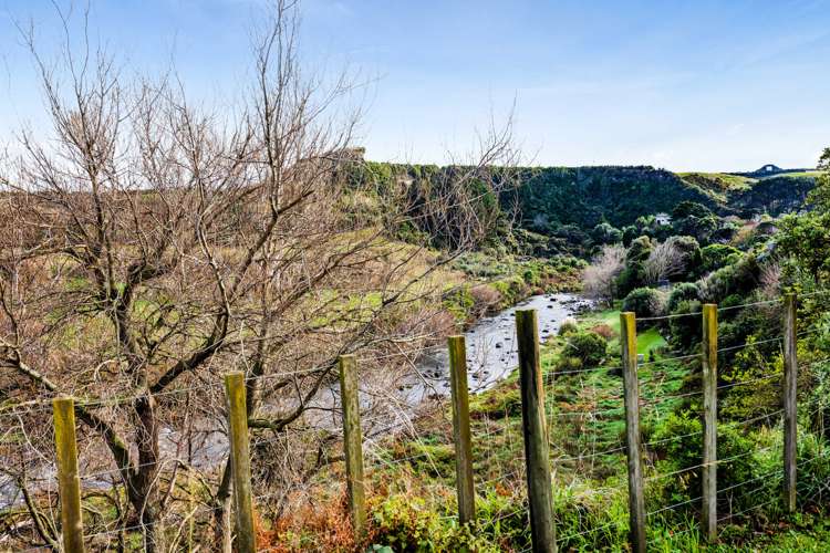 14 Ohawe Terrace Hawera_1