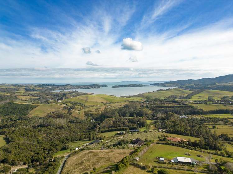 37 Puketiti Drive Mangonui_36