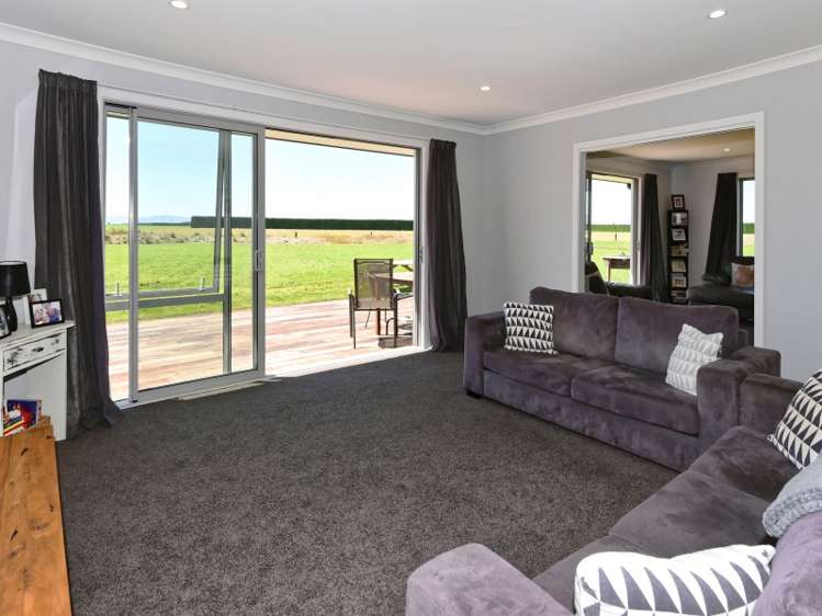 34 Whitcombe Place Darfield_5