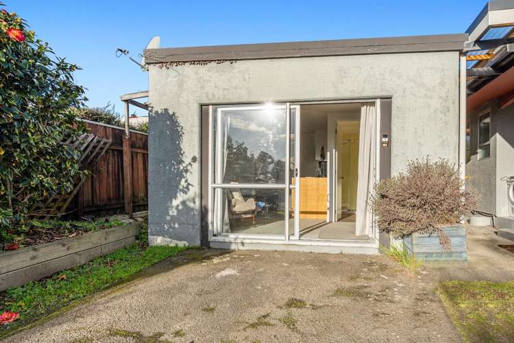 5 Balmoral Place Stoke_19