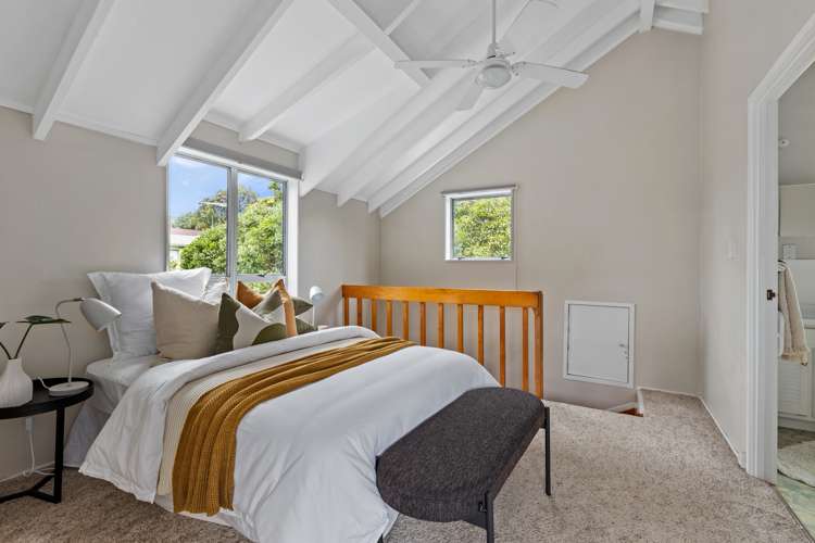 2 Shadon Place Stanmore Bay_12