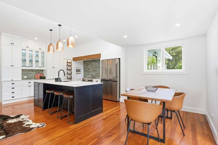 5 Parkes Avenue St Johns Hill_10