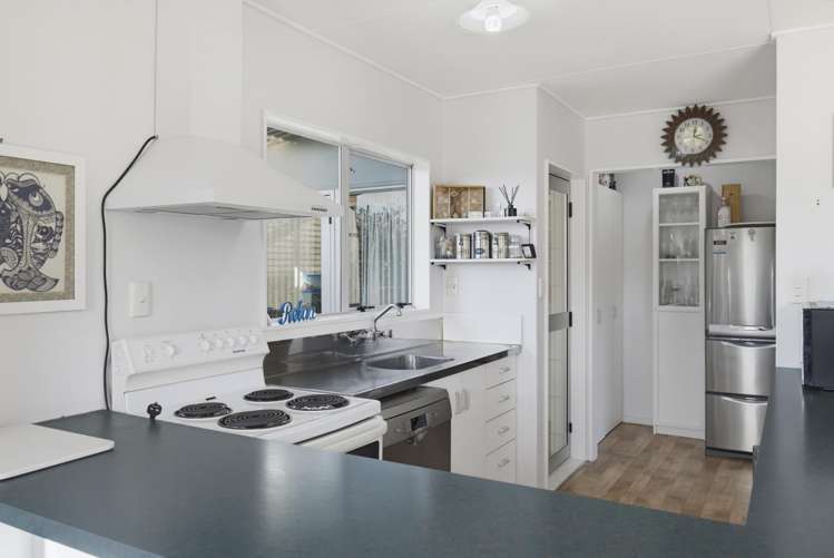 590 Waitarere Beach Road Waitarere Beach_3