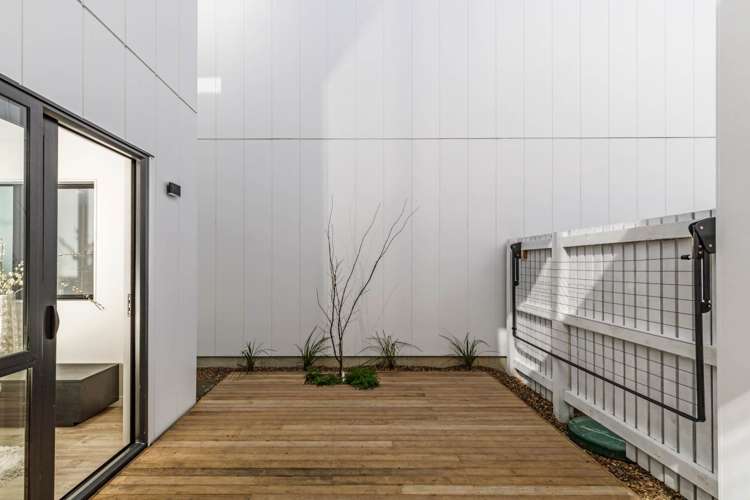 12 Green Bamboo Road Hobsonville_23