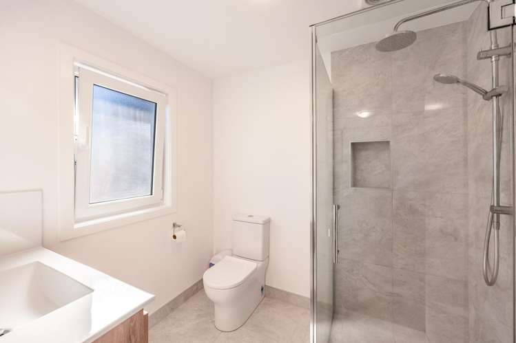 54A Vandeleur Avenue Birkdale_20