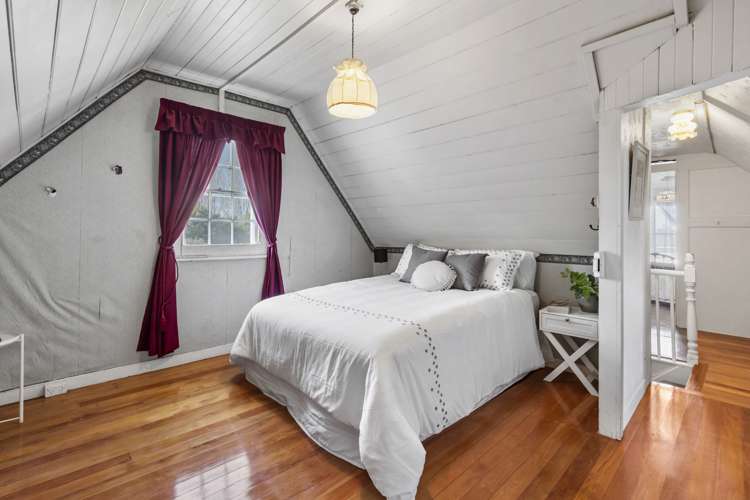 128 Main North Road Woodend_11