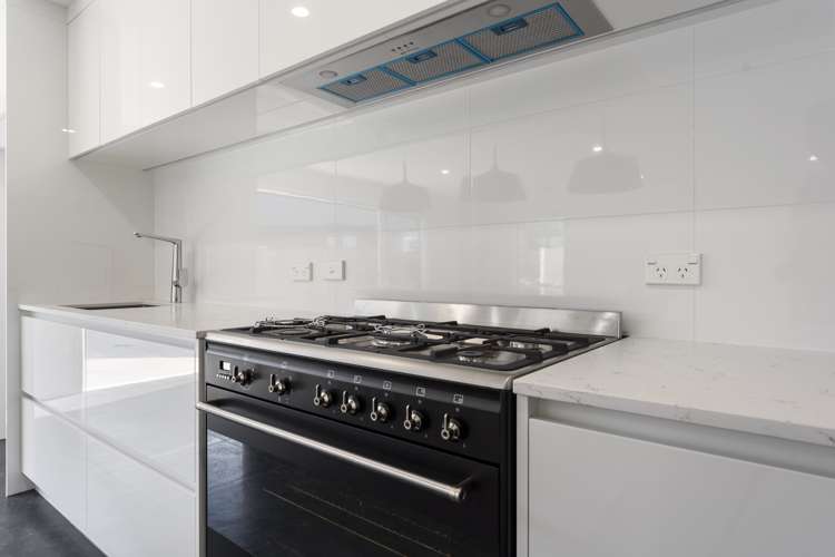 64 Pharazyn Street Feilding_9