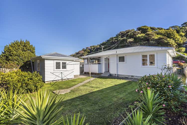 58 Airlie Road Plimmerton_22