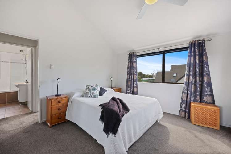 1/1 Basilton Close Bucklands Beach_18