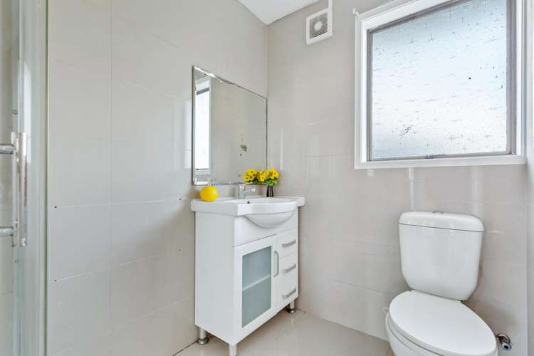 35 Darnell Crescent Clover Park_9