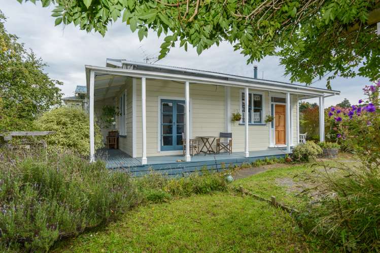 33 Church Street Waipawa_23
