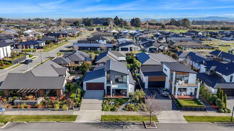 33 Lakeside Drive Pegasus_20