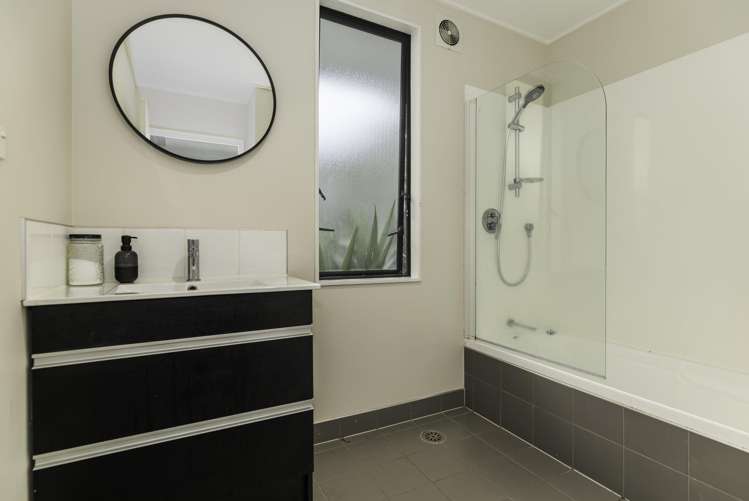 8/39 Pitt Street Auckland Central_9