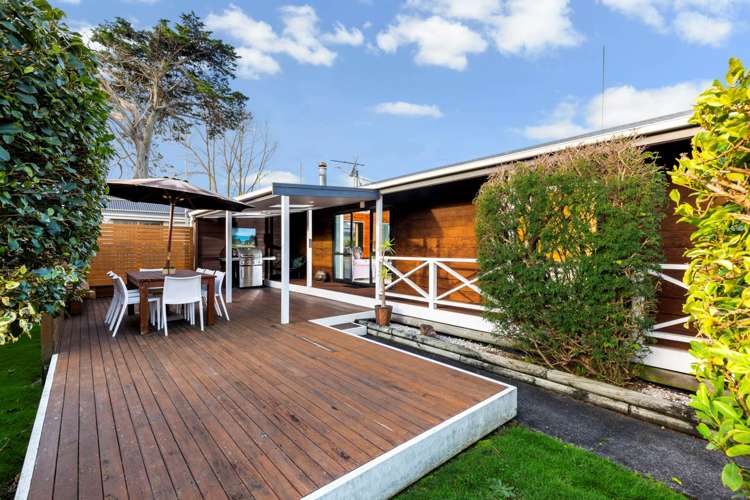 1/131 Carnoustie Drive Wattle Downs_10