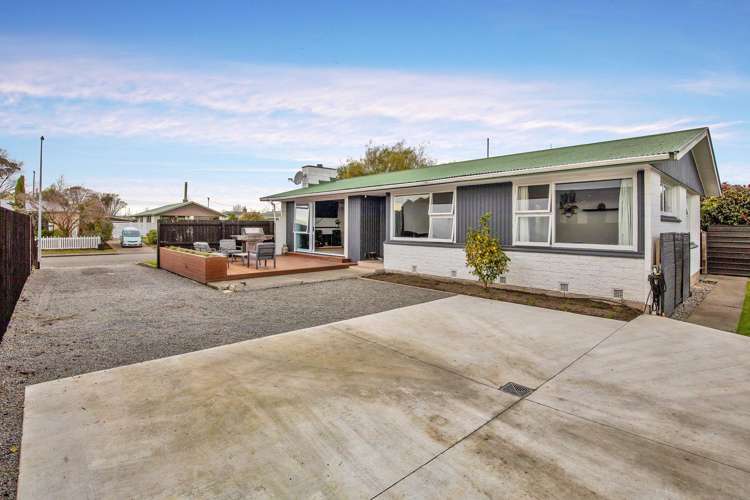 19 Kathleen Crescent Hornby_1