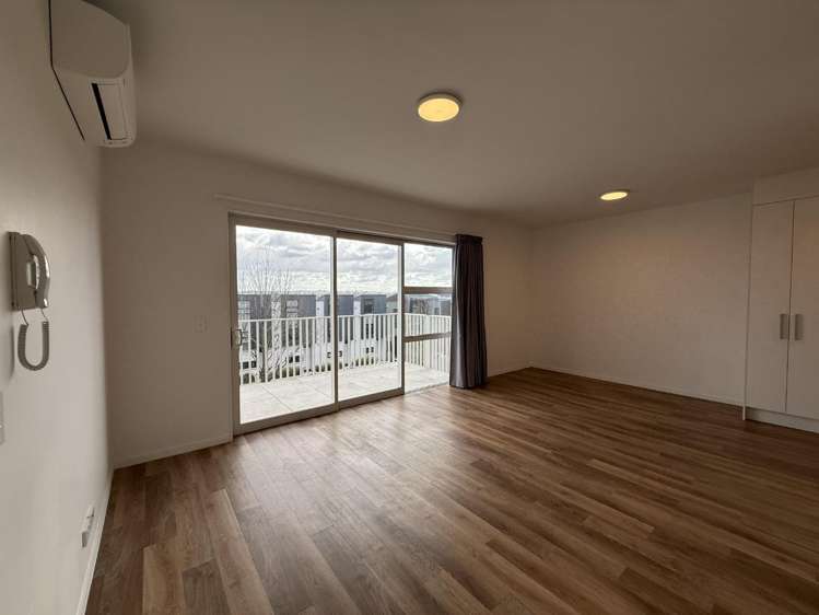 6/245 Hobsonville Point Road Hobsonville_5