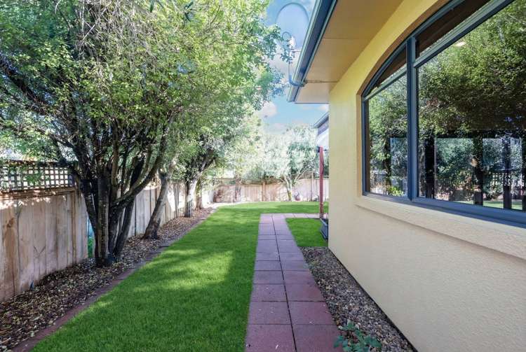 42 Ayrshire Drive Grandview Heights_37