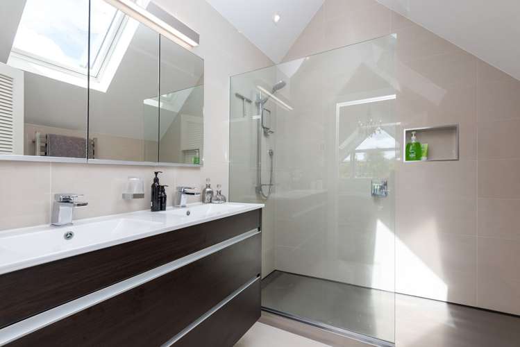 16 Cockle Bay Road Cockle Bay_12