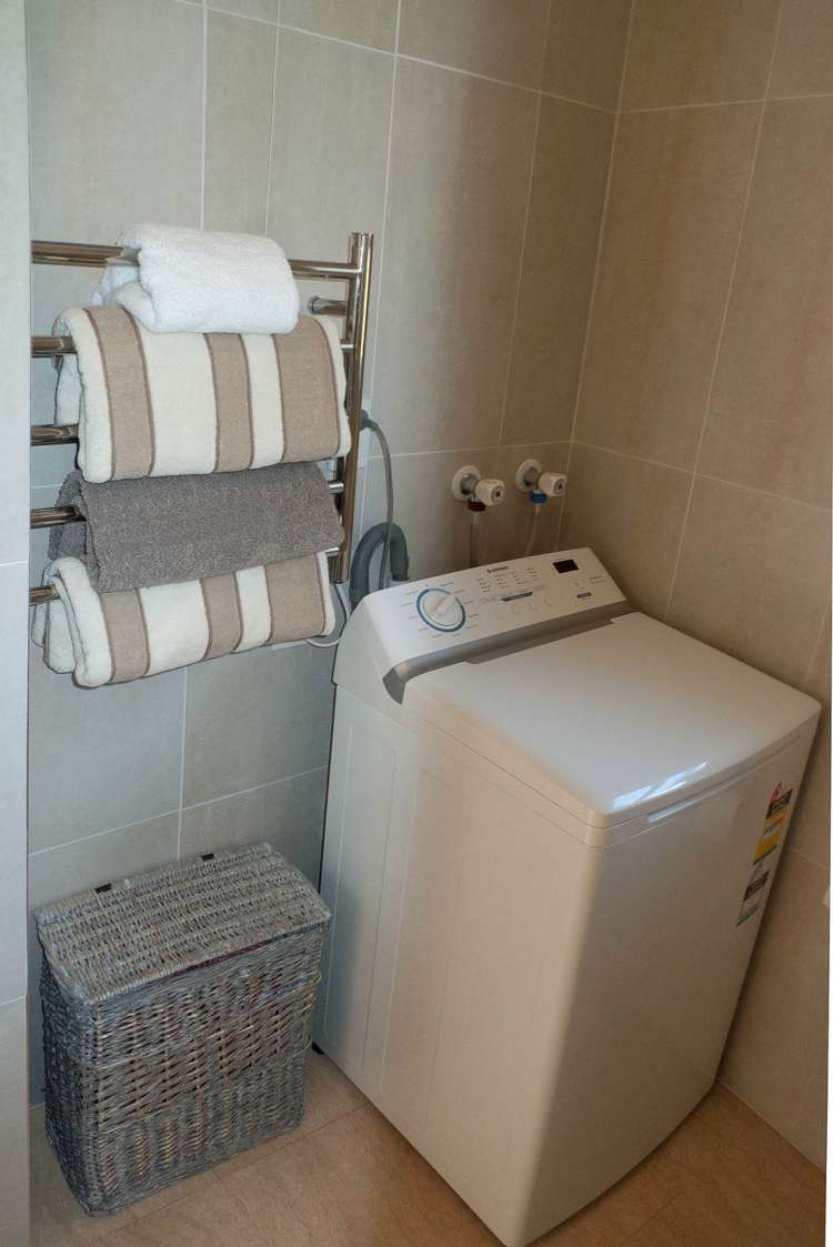 9/18 Parr Terrace Castor Bay_9