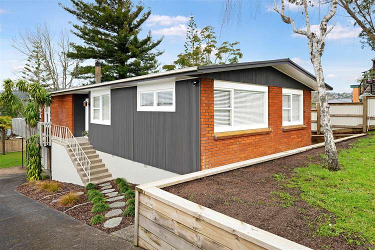 24 Nandana Drive Glen Eden_18