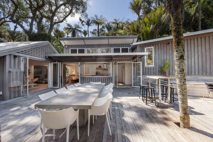 98 Motutara Road Muriwai_0