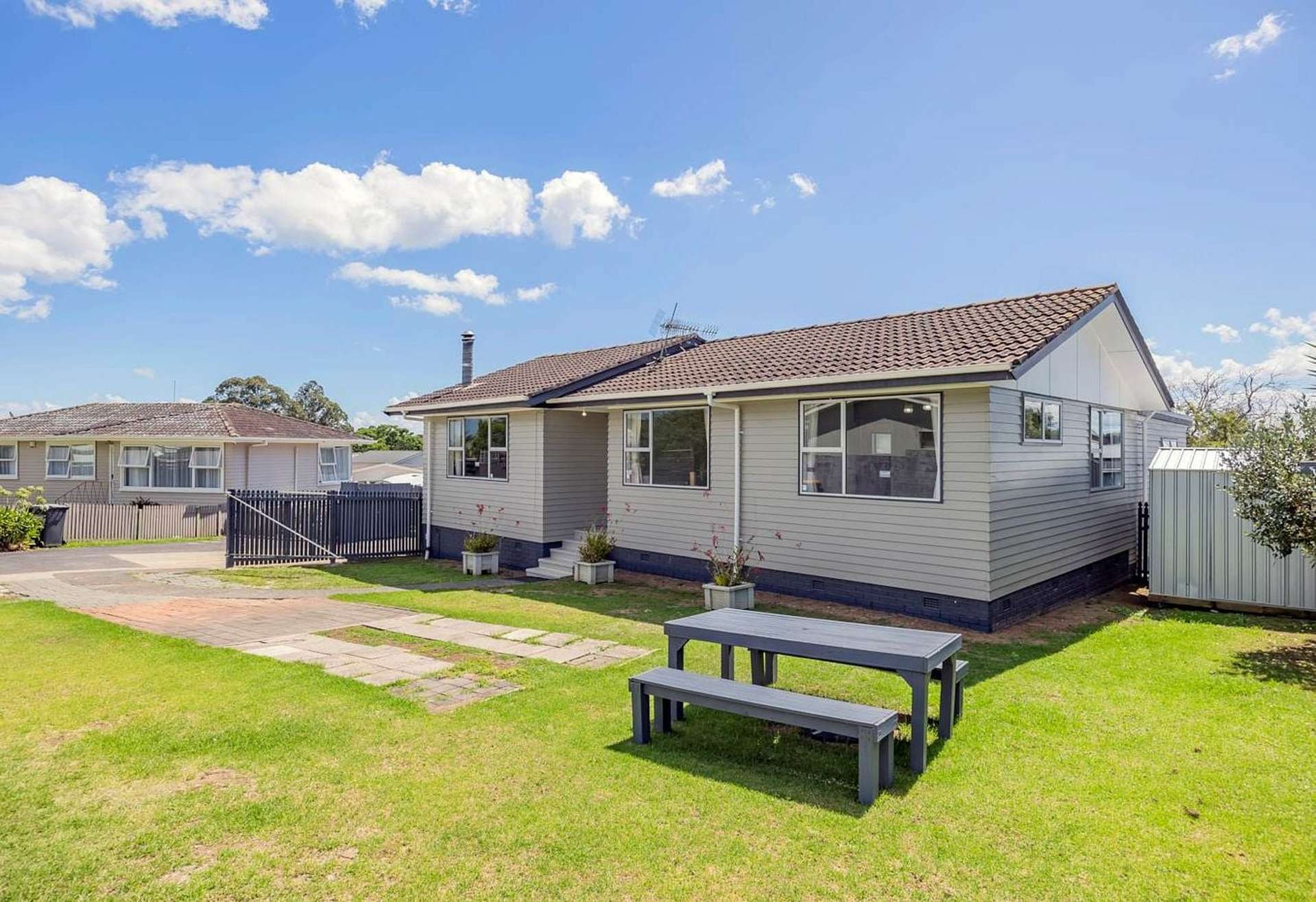 52 Hobart Crescent Wattle Downs_0