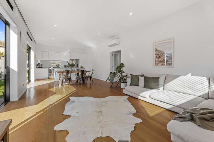 1/21 Foch Avenue Mount Roskill_2