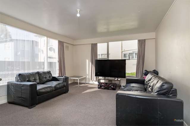 1/253 Waterloo Road Central Hutt_1