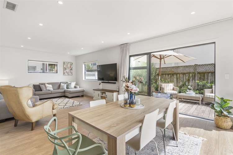 20 Lynton Road Bucklands Beach_10