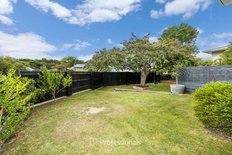 35 Whirinaki Crescent Heretaunga_18