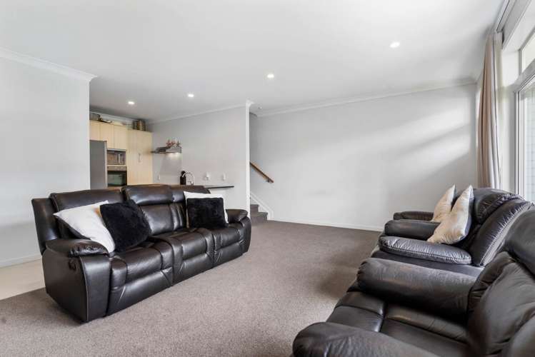 4/44 Carlos Drive Flat Bush_6