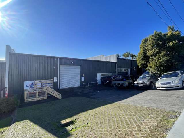 2/34 Hillside Road Wairau Valley_1