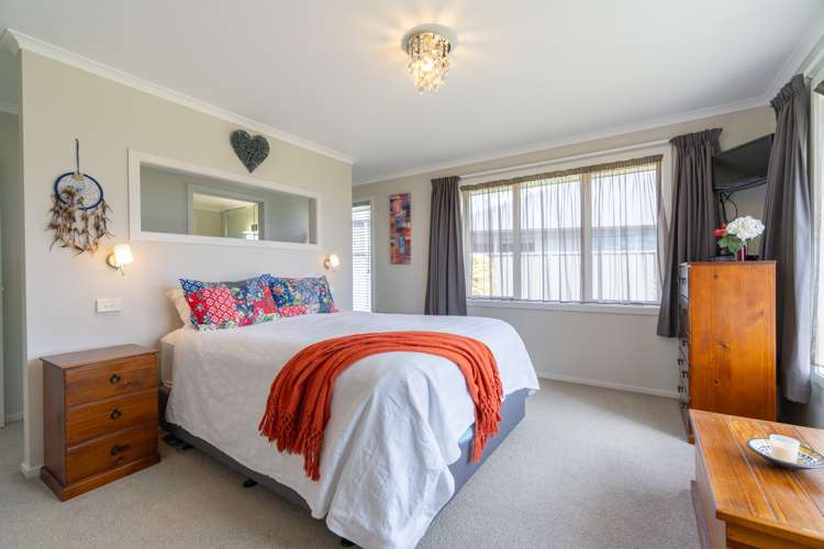 9 Hidden Lakes Avenue Te Anau_17