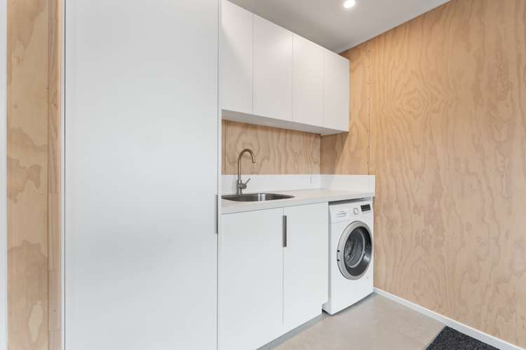 5b Camden Street Feilding_16