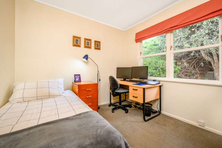 17 Hutchinsons Road Bucklands Beach_17