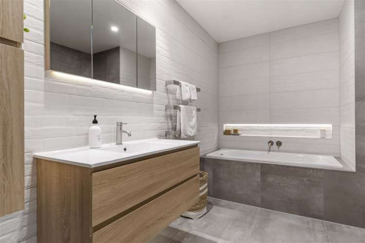 6 Pleasant Place Mellons Bay_14