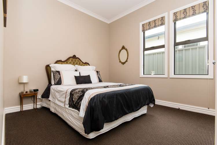 17 Hunter Drive Awatoto_13