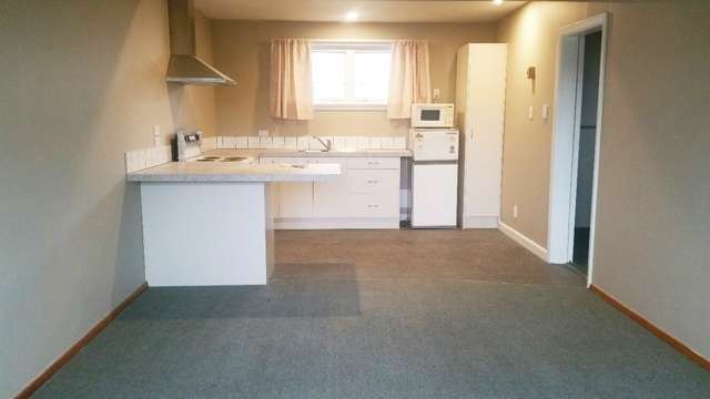 2/1 Lampard Street Methven_2