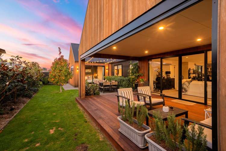 12 Spitfire Drive Burleigh_5