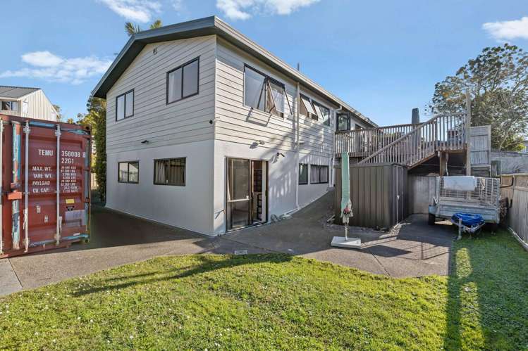 2/15 Dobell Road Stanmore Bay_27