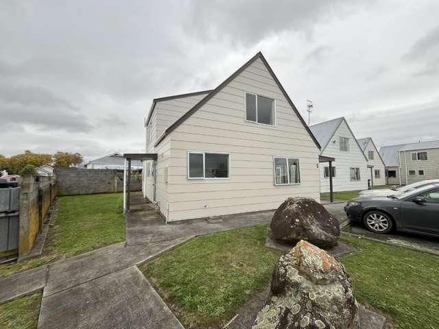 5/32 McGiffert Street Palmerston North City_1